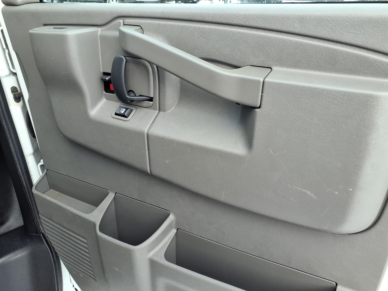 Chevrolet Express Commercial Cutaway 3500 Van 139" 2019