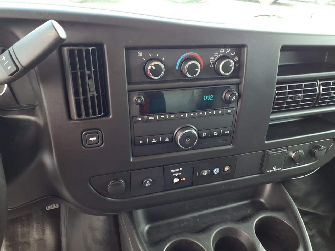 Chevrolet Express Commercial Cutaway 3500 Van 139" 2019