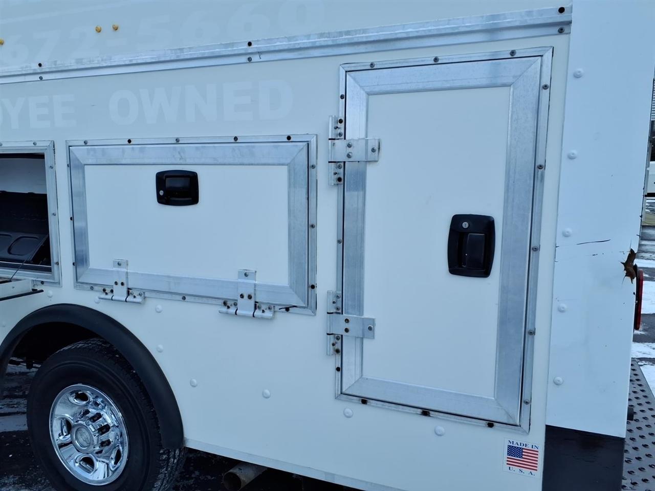 Chevrolet Express Commercial Cutaway 3500 Van 139" 2019