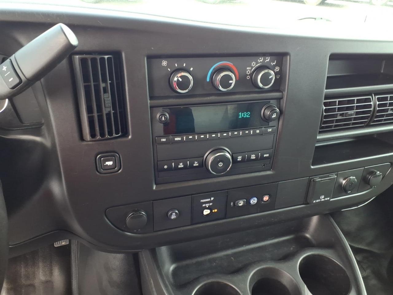 Chevrolet Express Commercial Cutaway 3500 Van 139" 2019