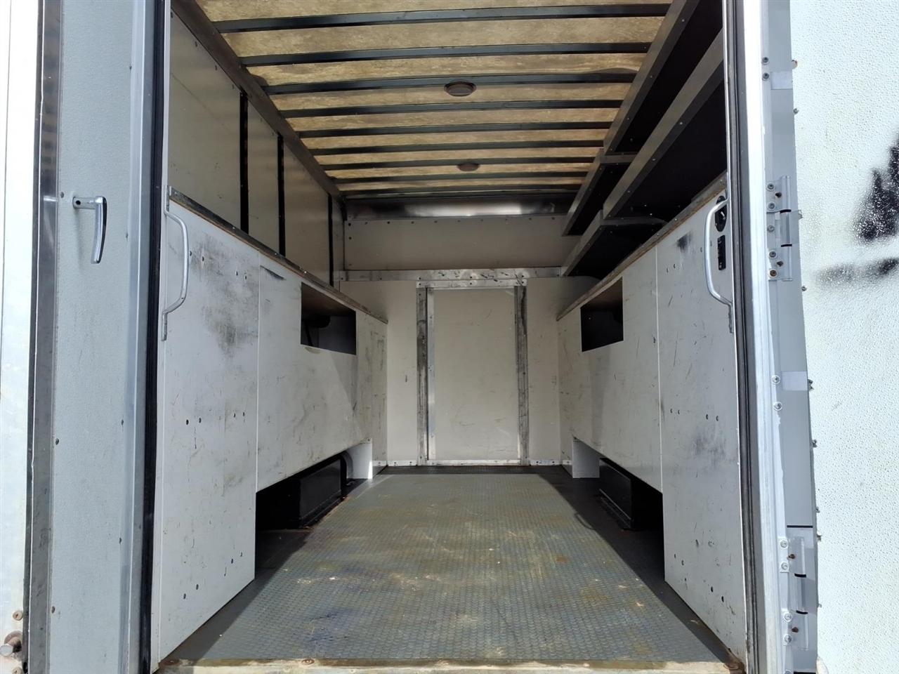 Chevrolet Express Commercial Cutaway 3500 Van 139" 2019