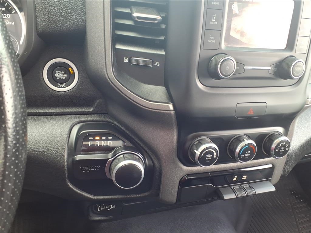 RAM 2500 Tradesman 4x2 Reg Cab 8' Box 2020