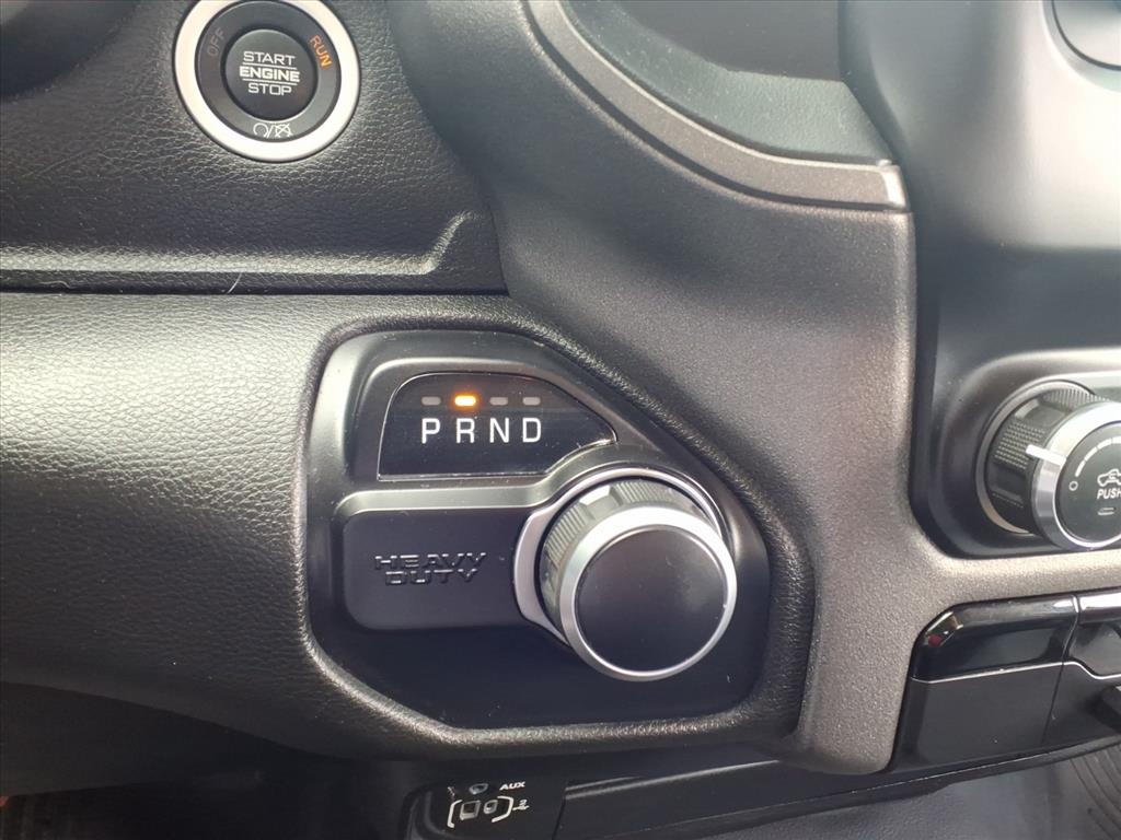 RAM 2500 Tradesman 4x2 Reg Cab 8' Box 2020