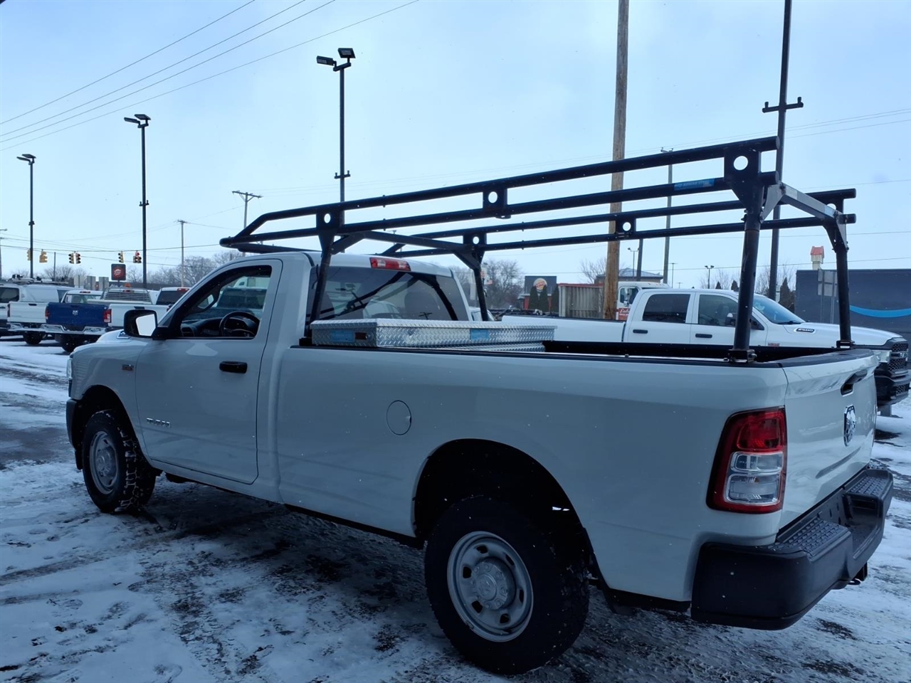 RAM 2500 Tradesman 4x2 Reg Cab 8' Box 2020