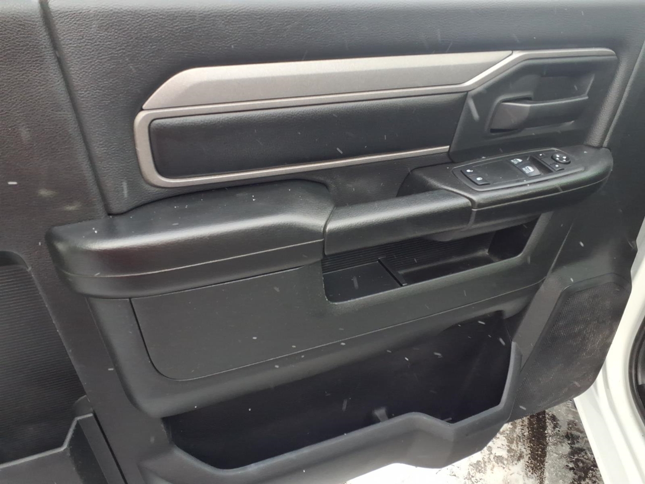 RAM 2500 Tradesman 4x2 Reg Cab 8' Box 2020