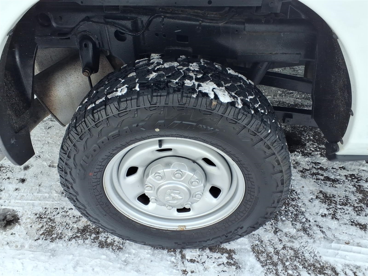 RAM 2500 Tradesman 4x2 Reg Cab 8' Box 2020