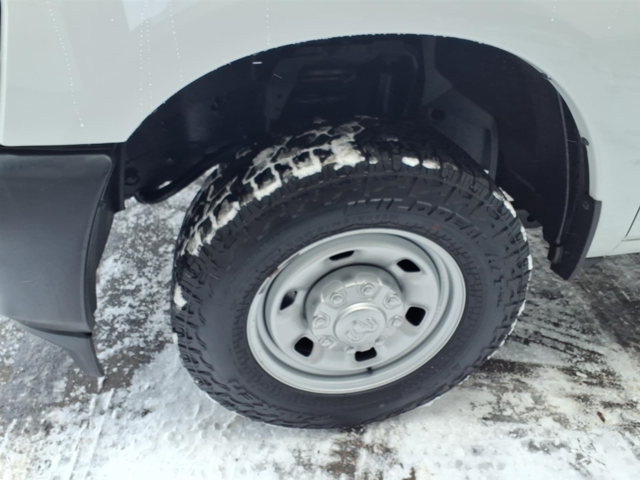 RAM 2500 Tradesman 4x2 Reg Cab 8' Box 2020