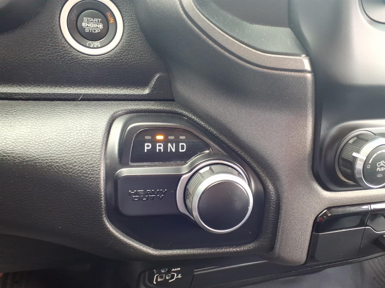 RAM 2500 Tradesman 4x2 Reg Cab 8' Box 2020