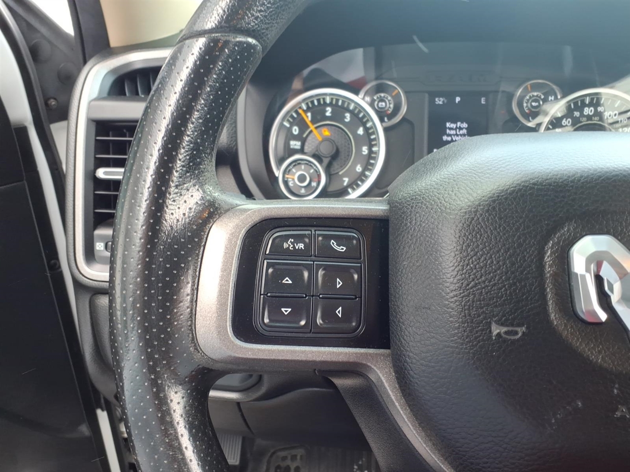 RAM 2500 Tradesman 4x2 Reg Cab 8' Box 2020