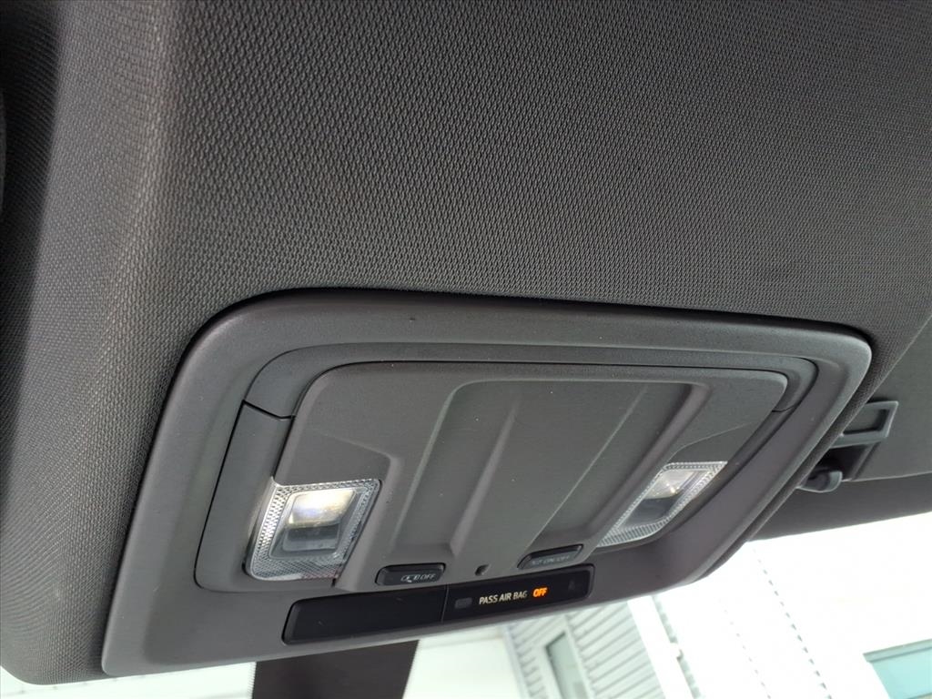 Chevrolet Silverado 1500 2WD Reg Cab 140" Work Truck 2020