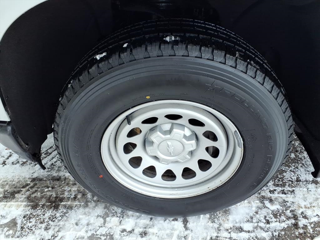 Chevrolet Silverado 1500 2WD Reg Cab 140" Work Truck 2020