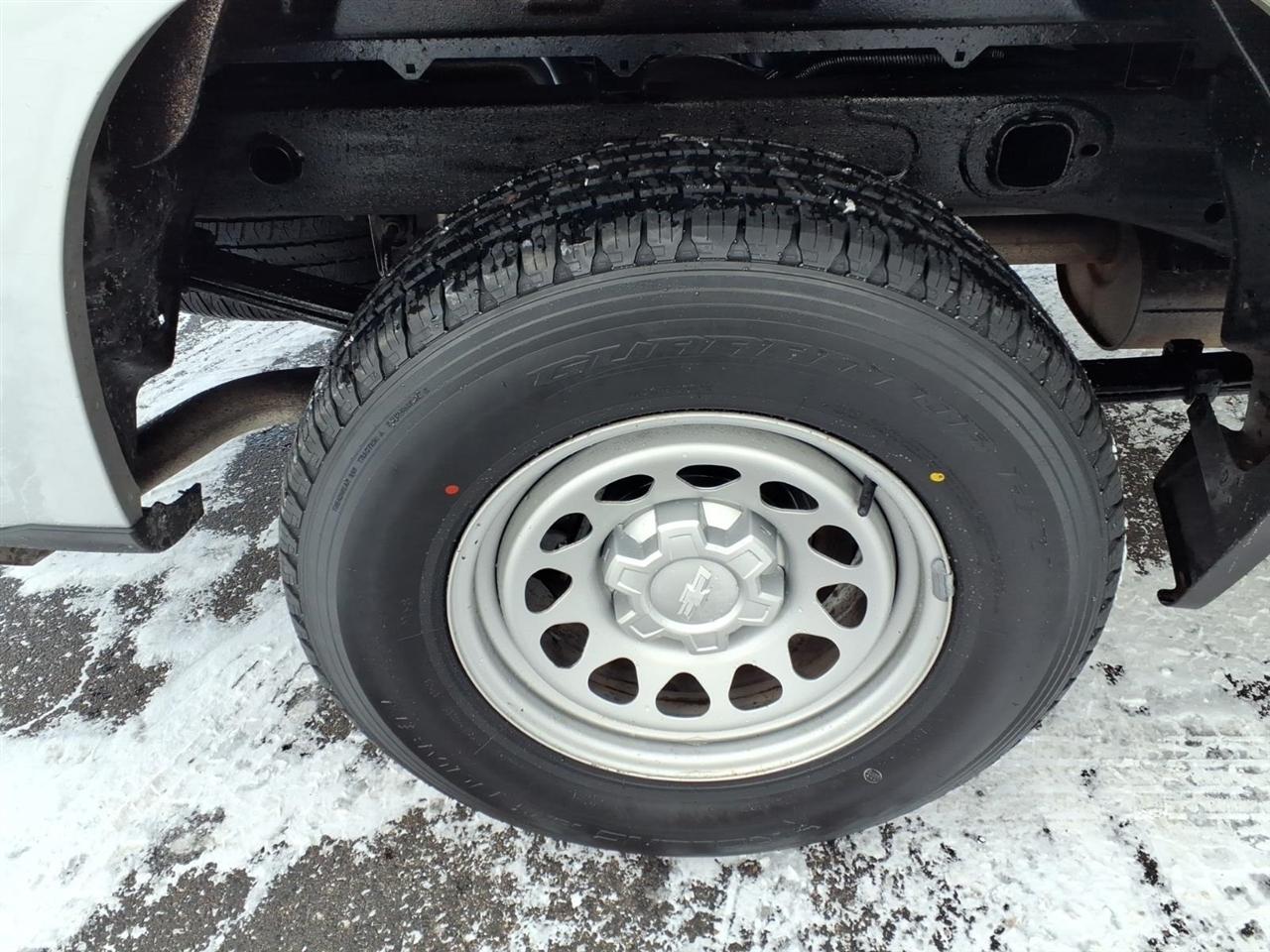 Chevrolet Silverado 1500 2WD Reg Cab 140" Work Truck 2020