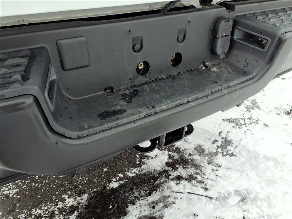 RAM 2500 Tradesman 4x4 Crew Cab 8' Box 2022