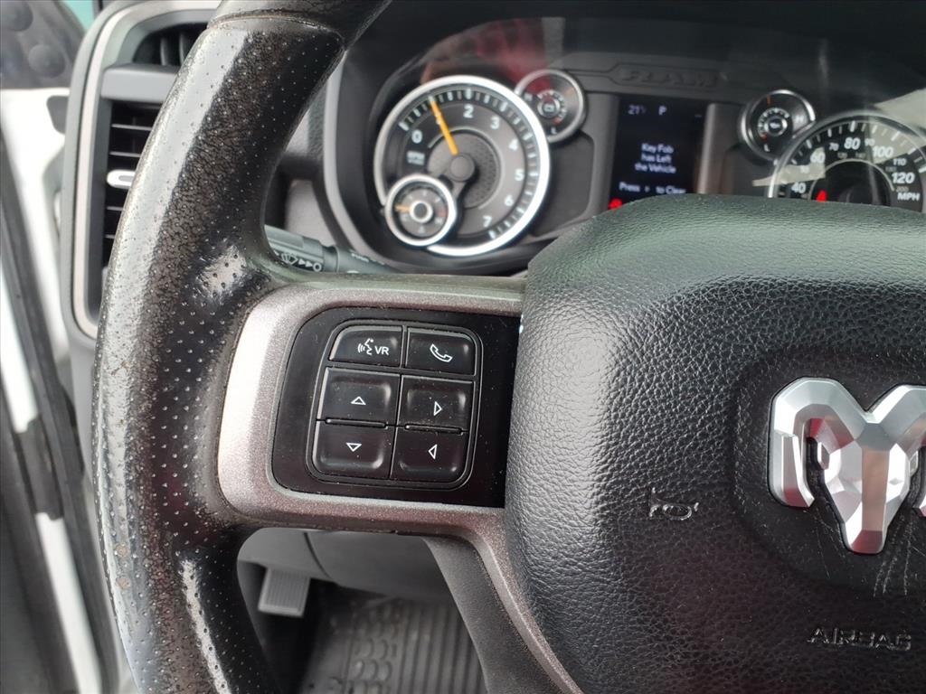 RAM 2500 Tradesman 4x4 Crew Cab 8' Box 2022