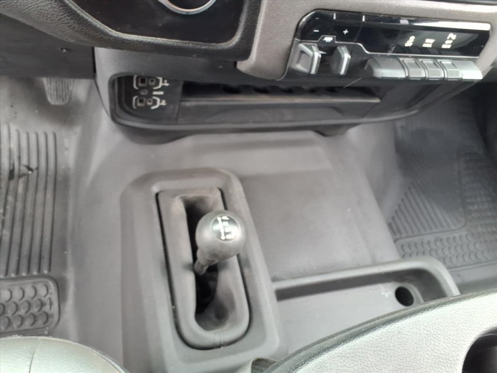 RAM 2500 Tradesman 4x4 Crew Cab 8' Box 2022