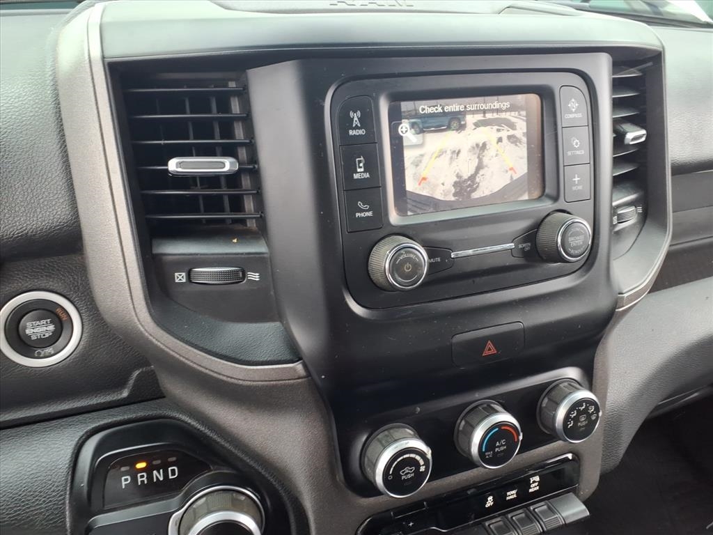 RAM 2500 Tradesman 4x4 Crew Cab 8' Box 2022