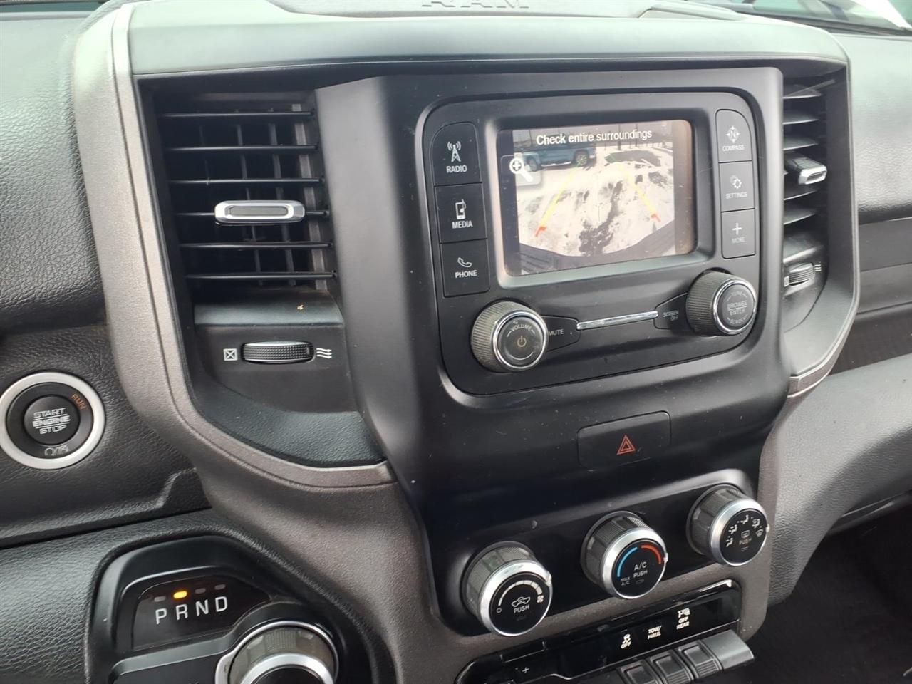 RAM 2500 Tradesman 4x4 Crew Cab 8' Box 2022