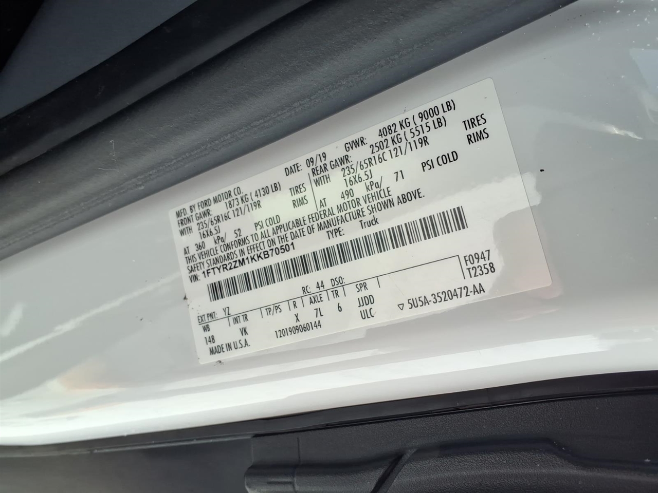 Ford Transit Van T-250 148" Low Rf 9000 GVWR Swing-Out RH Dr 2019