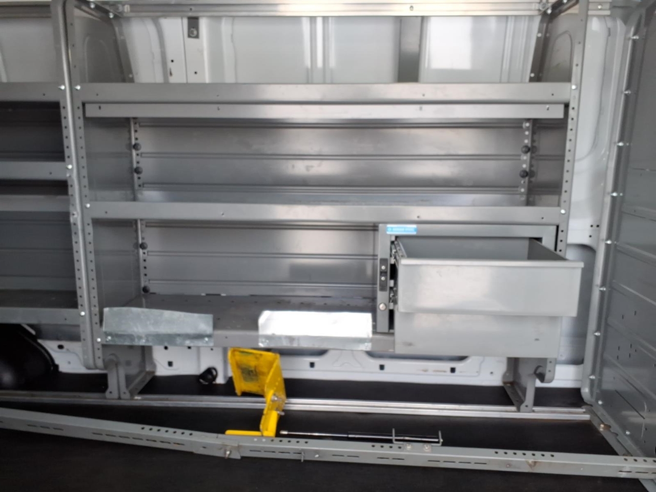 Ford Transit Van T-250 148" Low Rf 9000 GVWR Swing-Out RH Dr 2019