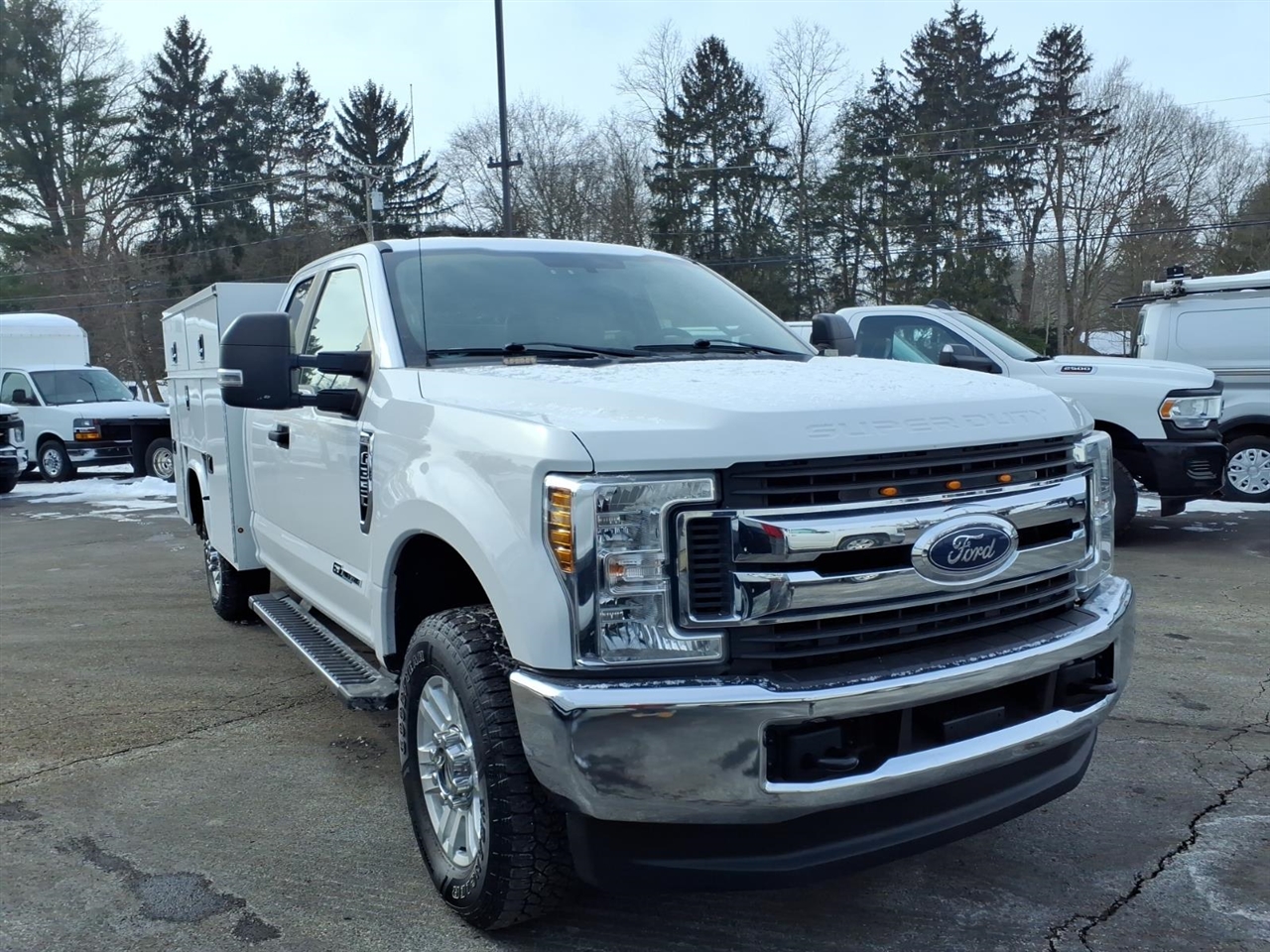 Ford Super Duty F-350 SRW XLT 4WD SuperCab 8' Box 2019