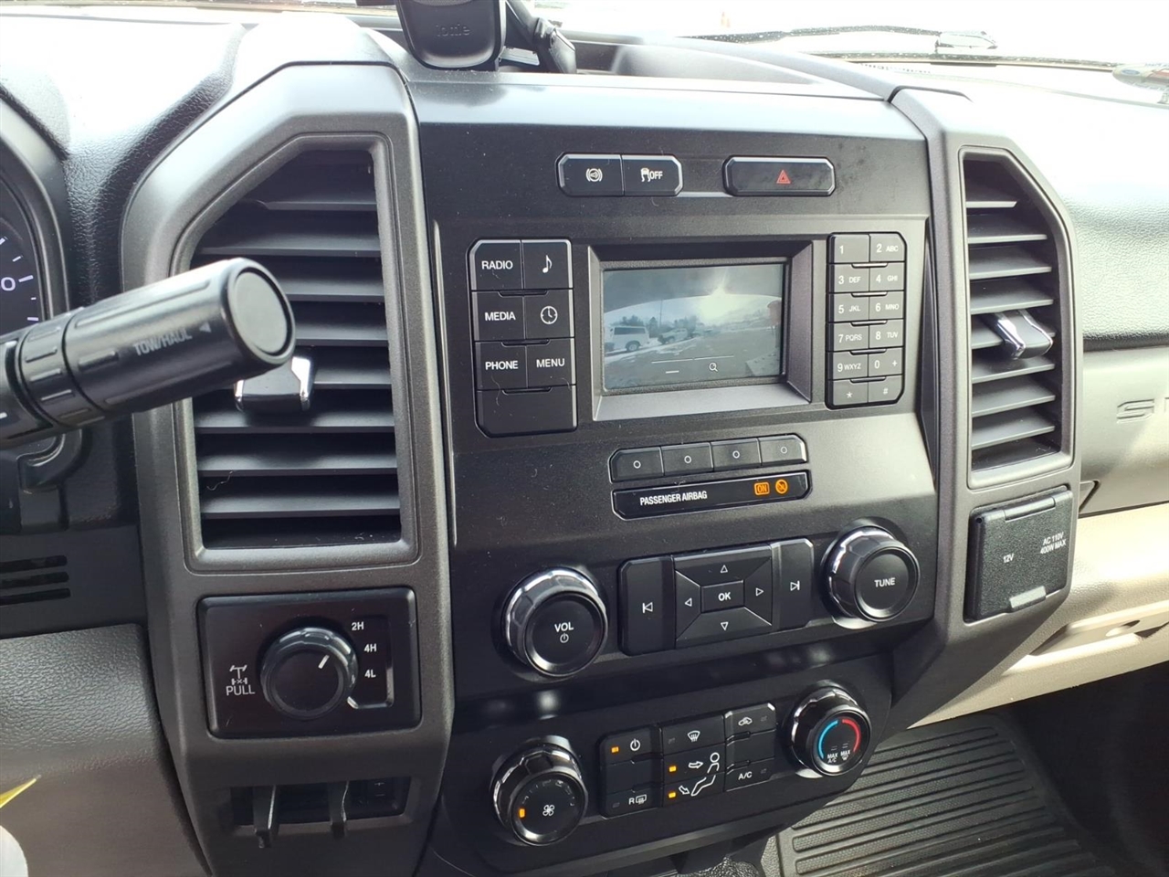 Ford Super Duty F-350 SRW XLT 4WD SuperCab 8' Box 2019