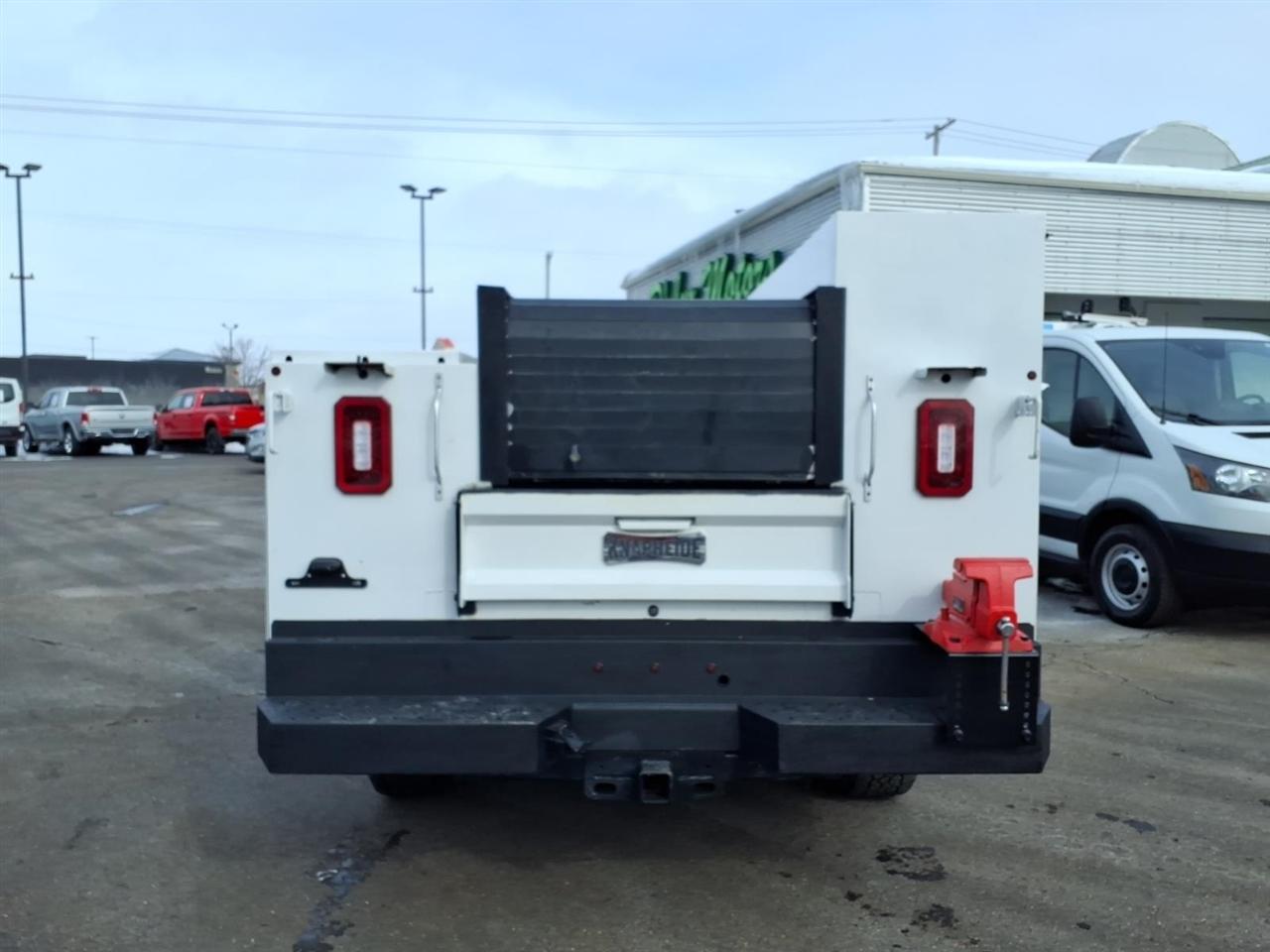 Ford Super Duty F-350 SRW XL 4WD SuperCab 6.75' Box 2019