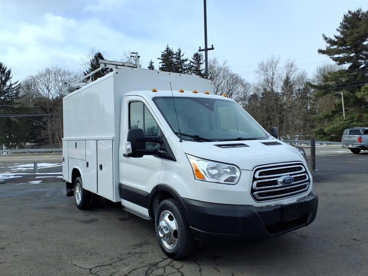 Ford Transit Cutaway T-350 DRW 138" WB 9950 GVWR 2019