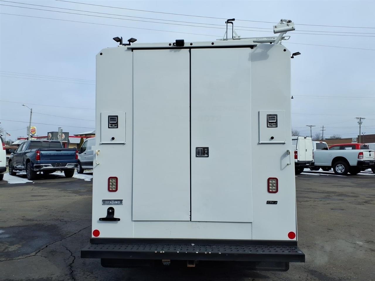 Ford Transit Cutaway T-350 DRW 138" WB 9950 GVWR 2019