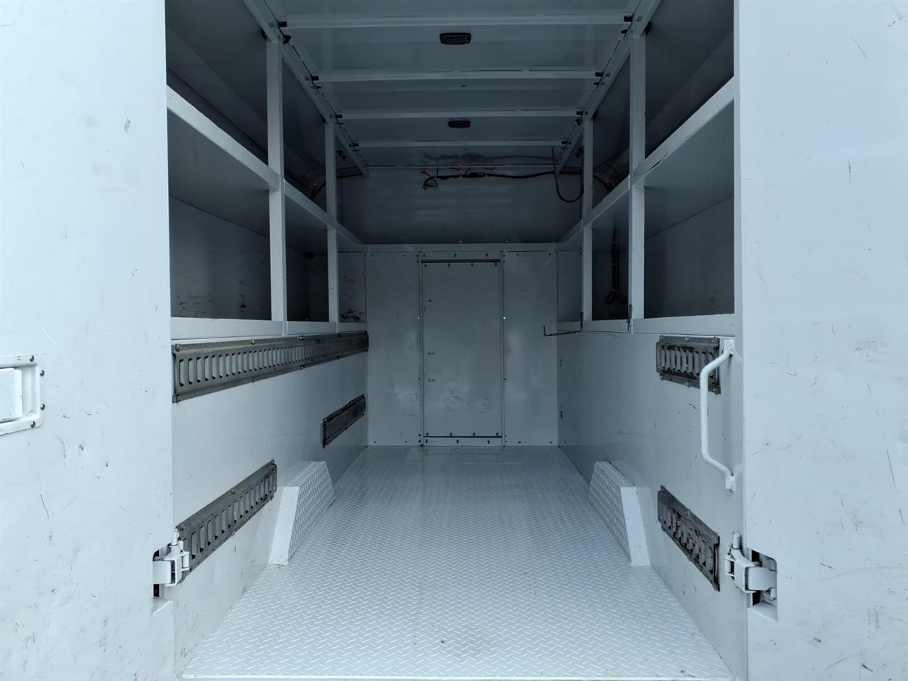 Ford Transit Cutaway T-350 DRW 138" WB 9950 GVWR 2019