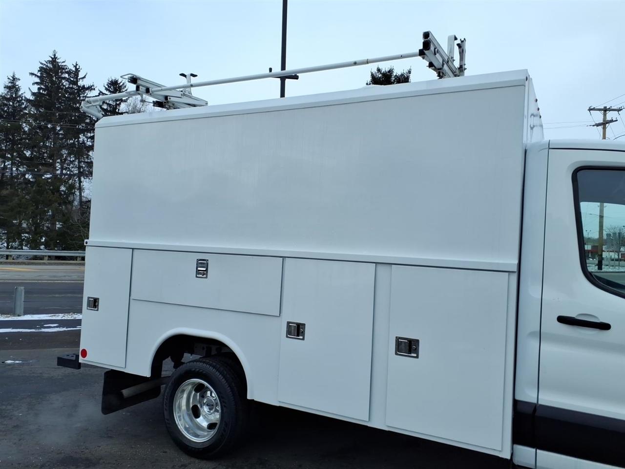 Ford Transit Cutaway T-350 DRW 138" WB 9950 GVWR 2019