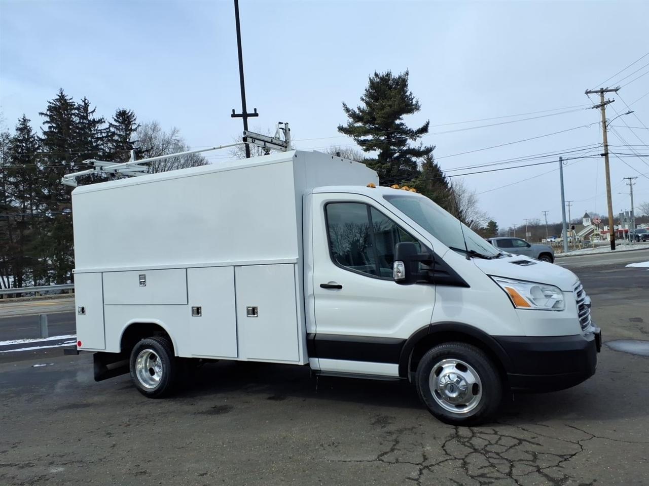 Ford Transit Cutaway T-350 DRW 138" WB 9950 GVWR 2019