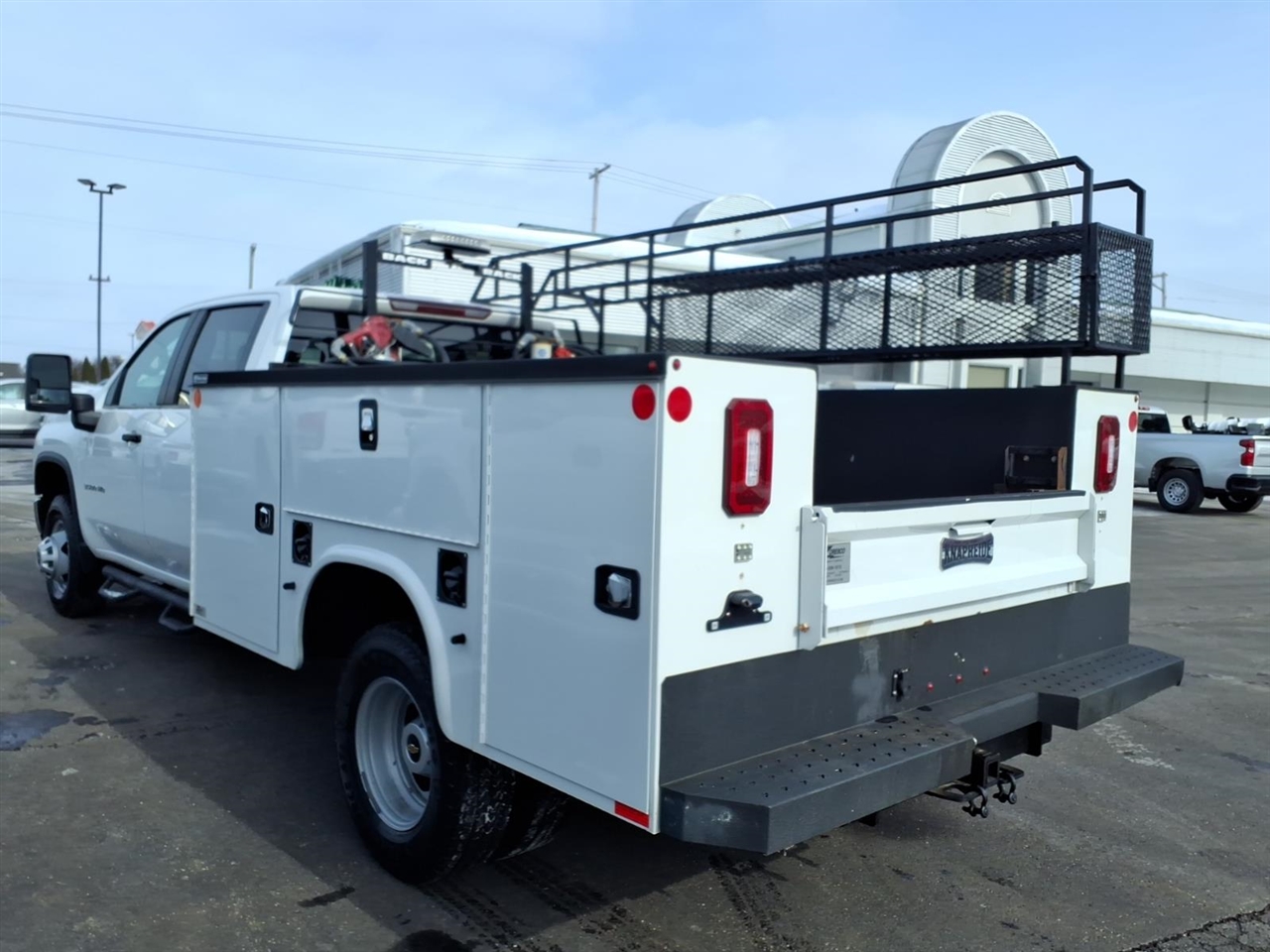 Chevrolet Silverado 3500HD CC 4WD Crew Cab 177" WB, 60" CA Work Truck 2022