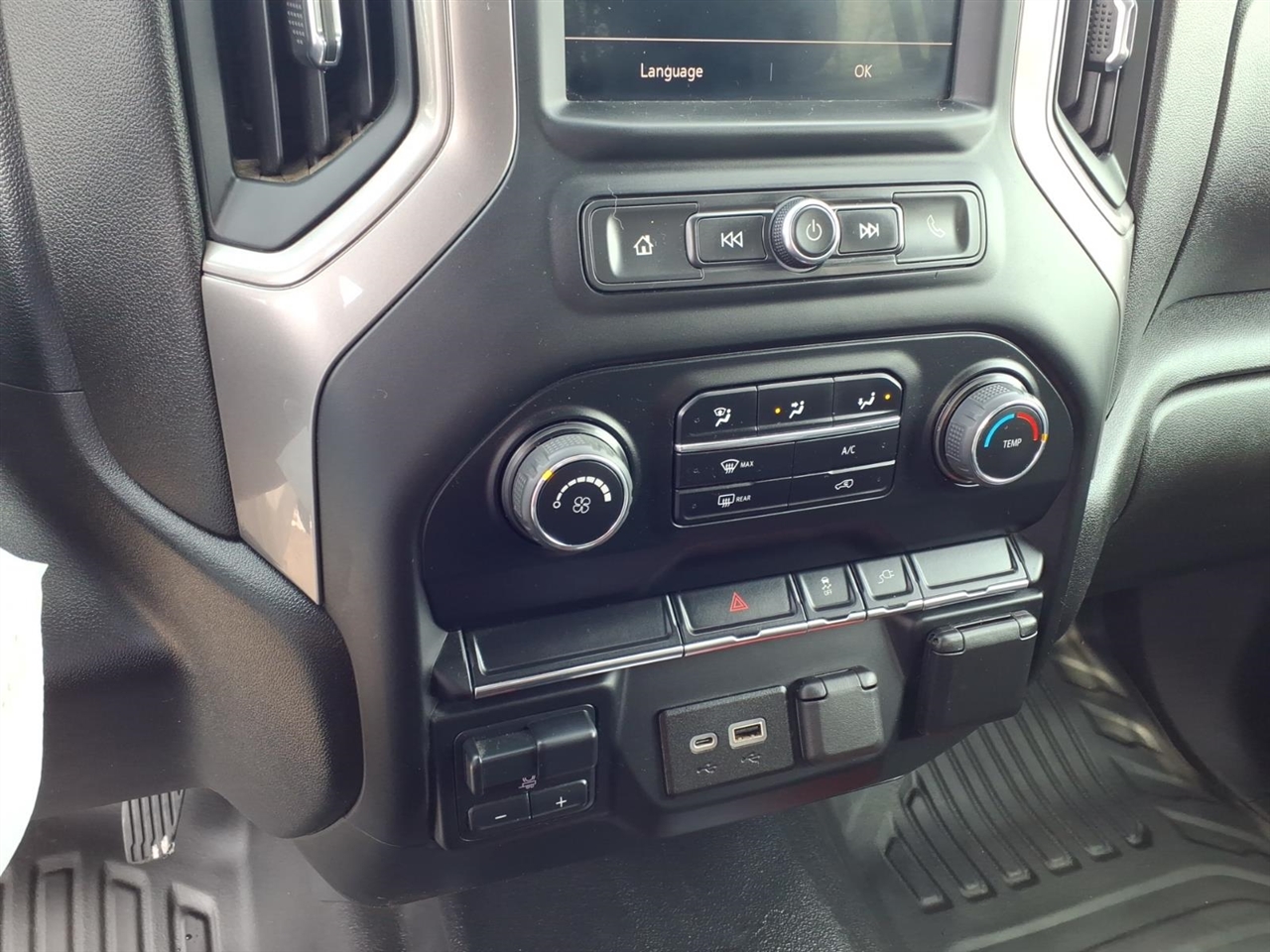 Chevrolet Silverado 3500HD CC 4WD Crew Cab 177" WB, 60" CA Work Truck 2022