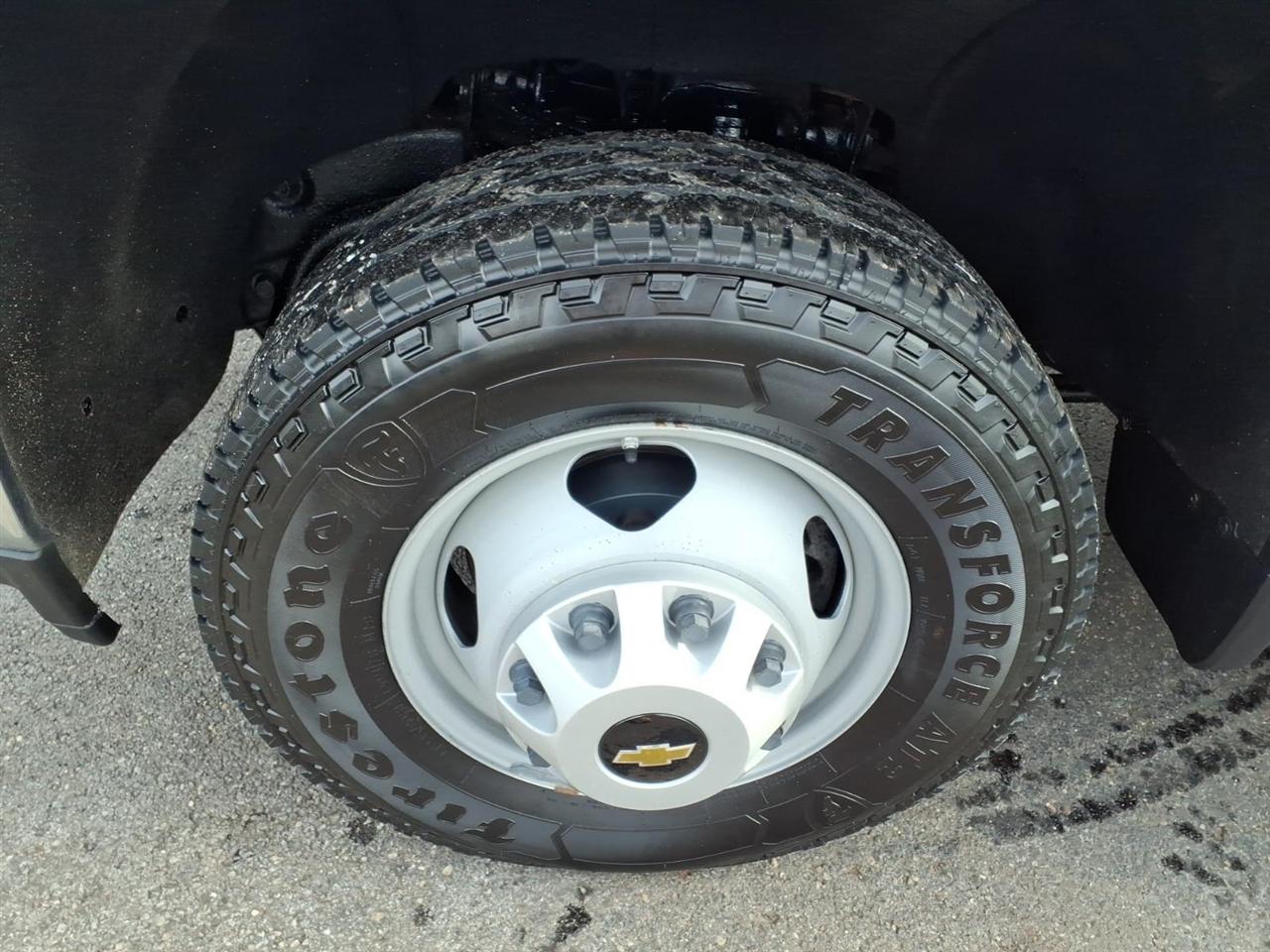 Chevrolet Silverado 3500HD CC 4WD Crew Cab 177" WB, 60" CA Work Truck 2022