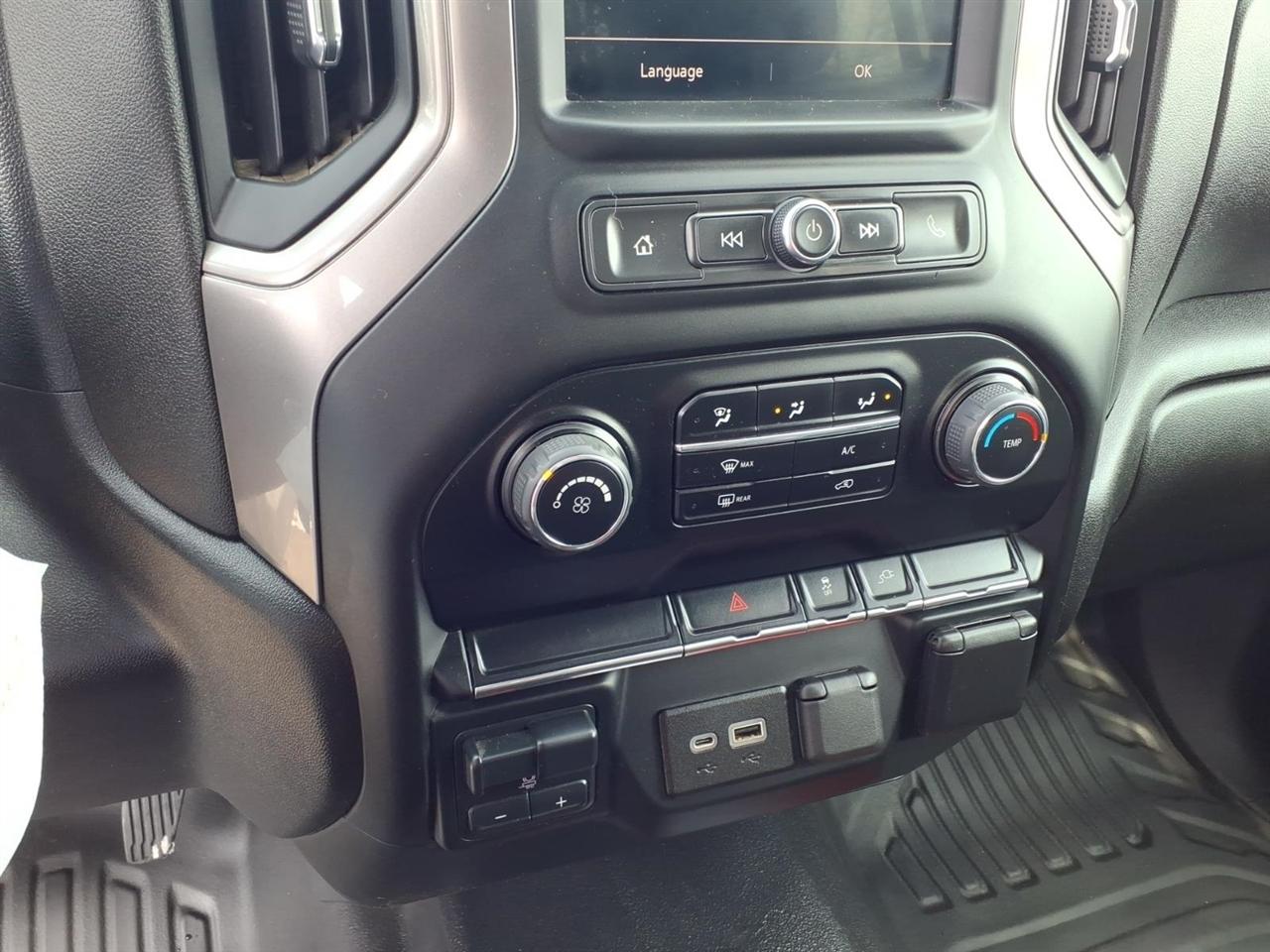 Chevrolet Silverado 3500HD CC 4WD Crew Cab 177" WB, 60" CA Work Truck 2022