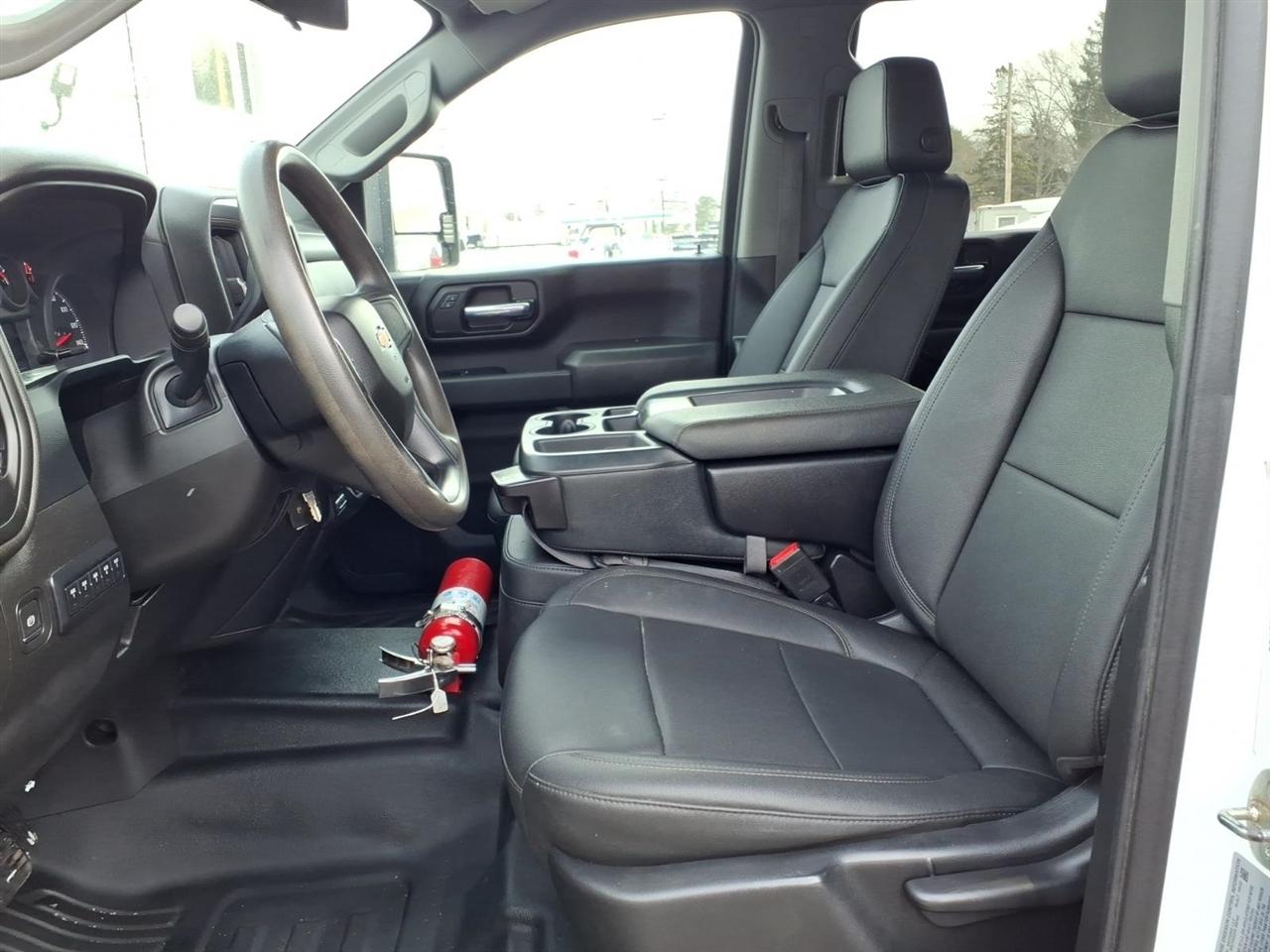 Chevrolet Silverado 3500HD CC 4WD Crew Cab 177" WB, 60" CA Work Truck 2022