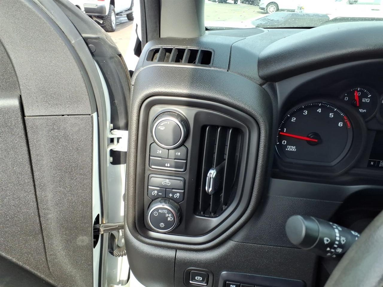 Chevrolet Silverado 3500HD CC 4WD Crew Cab 177" WB, 60" CA Work Truck 2022