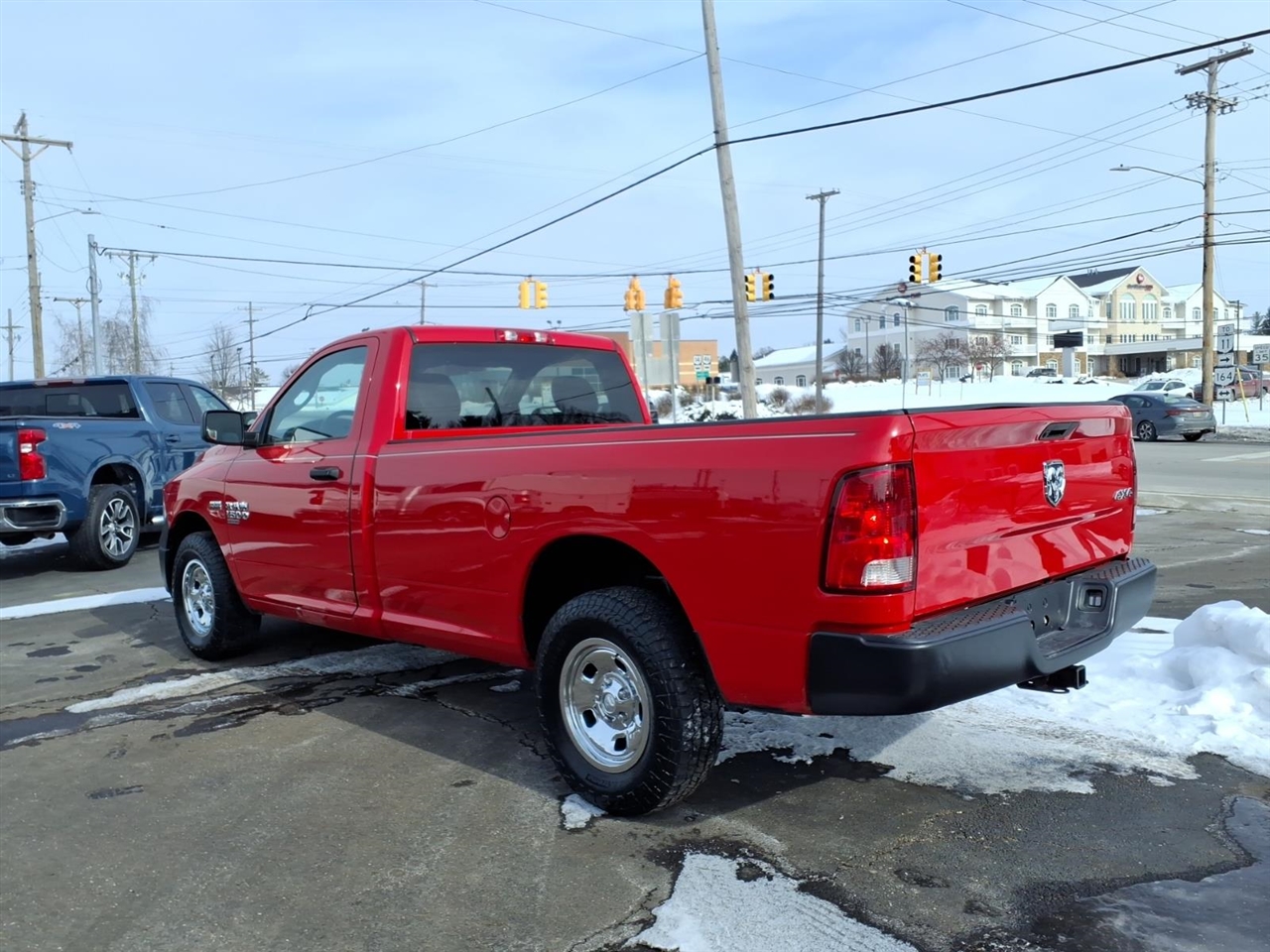 RAM 1500 Classic Tradesman 4x4 Reg Cab 8' Box 2023