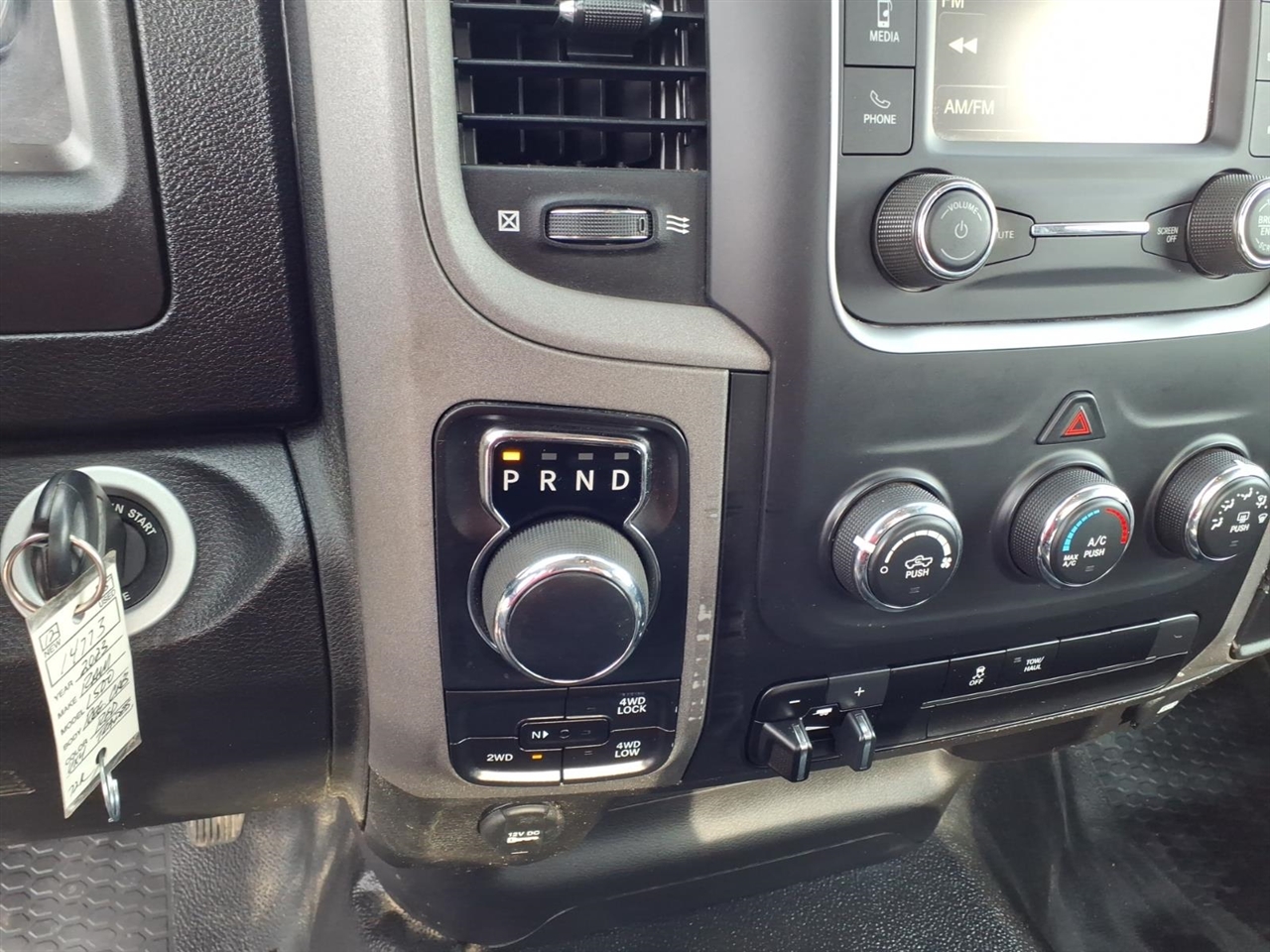 RAM 1500 Classic Tradesman 4x4 Reg Cab 8' Box 2023