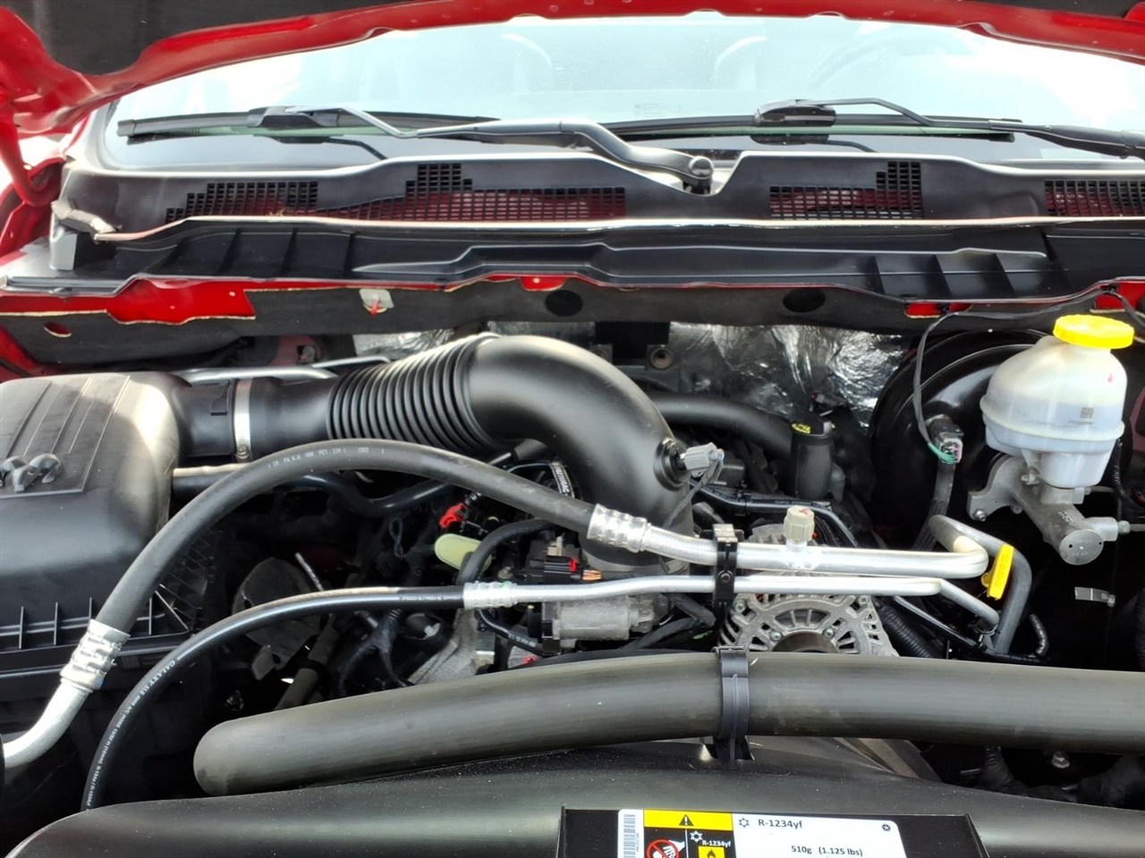 RAM 1500 Classic Tradesman 4x4 Reg Cab 8' Box 2023