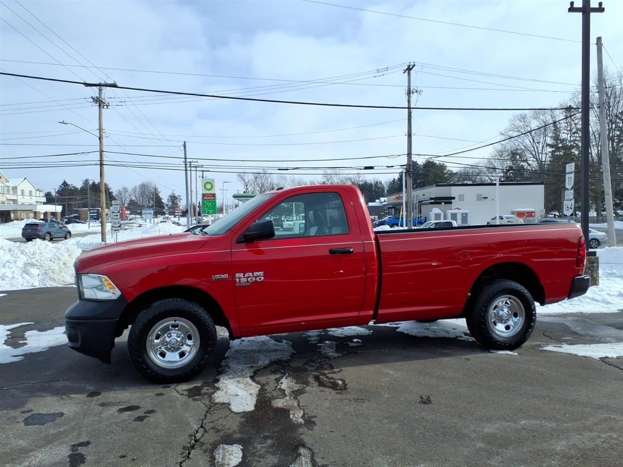 RAM 1500 Classic Tradesman 4x4 Reg Cab 8' Box 2023