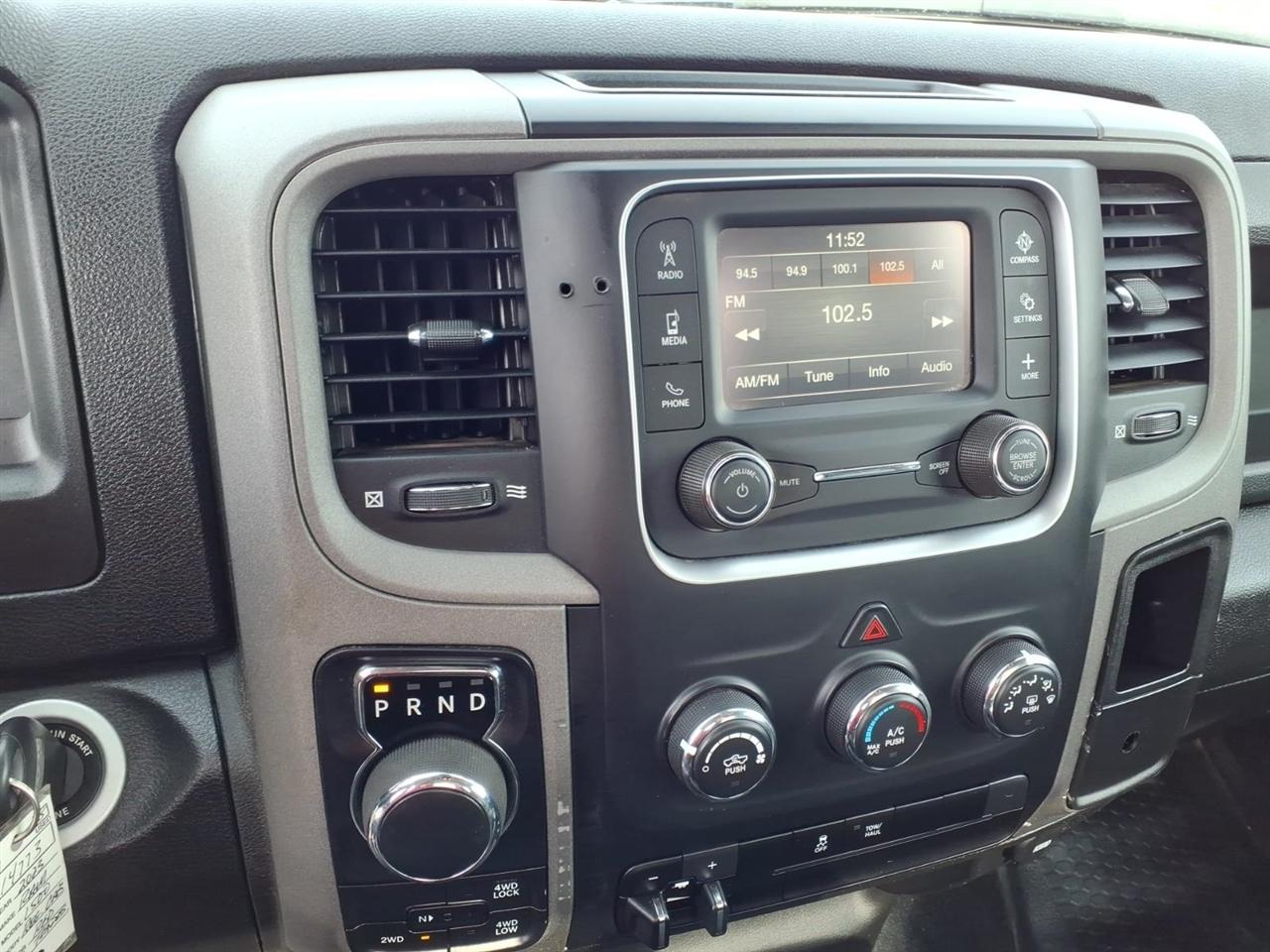 RAM 1500 Classic Tradesman 4x4 Reg Cab 8' Box 2023