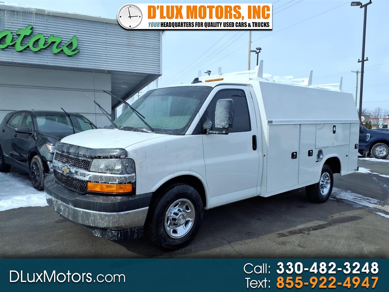 2017 Chevrolet Express Commercial Cutaway 3500 Van 139"