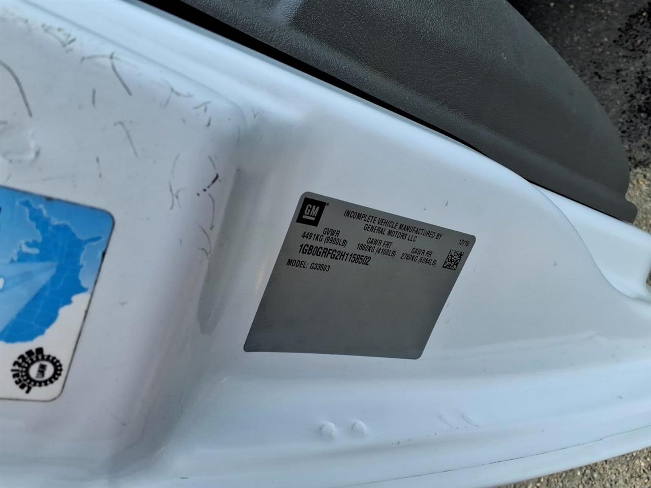 Chevrolet Express Commercial Cutaway 3500 Van 139" 2017