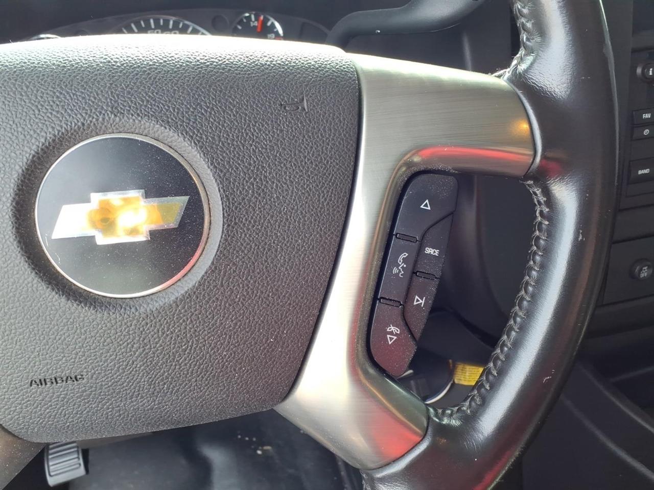 Chevrolet Express Commercial Cutaway 3500 Van 139" 2017