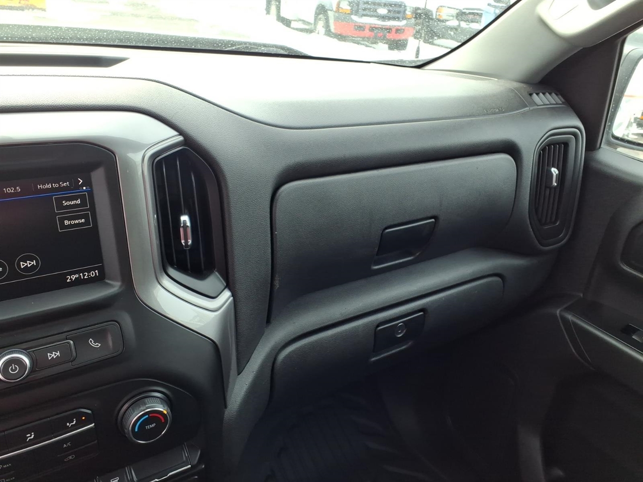 Chevrolet Silverado 1500 2WD Reg Cab 140" Work Truck 2020