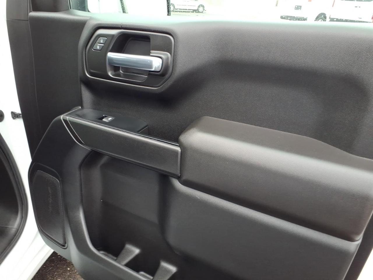 Chevrolet Silverado 1500 4WD Crew Cab 157" Work Truck 2023