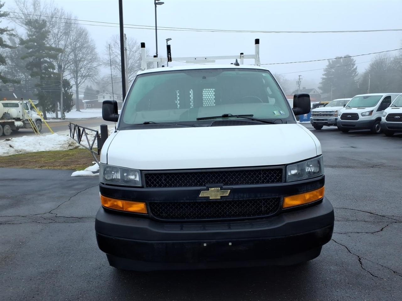 Chevrolet Express Cargo Van RWD 2500 135" 2020
