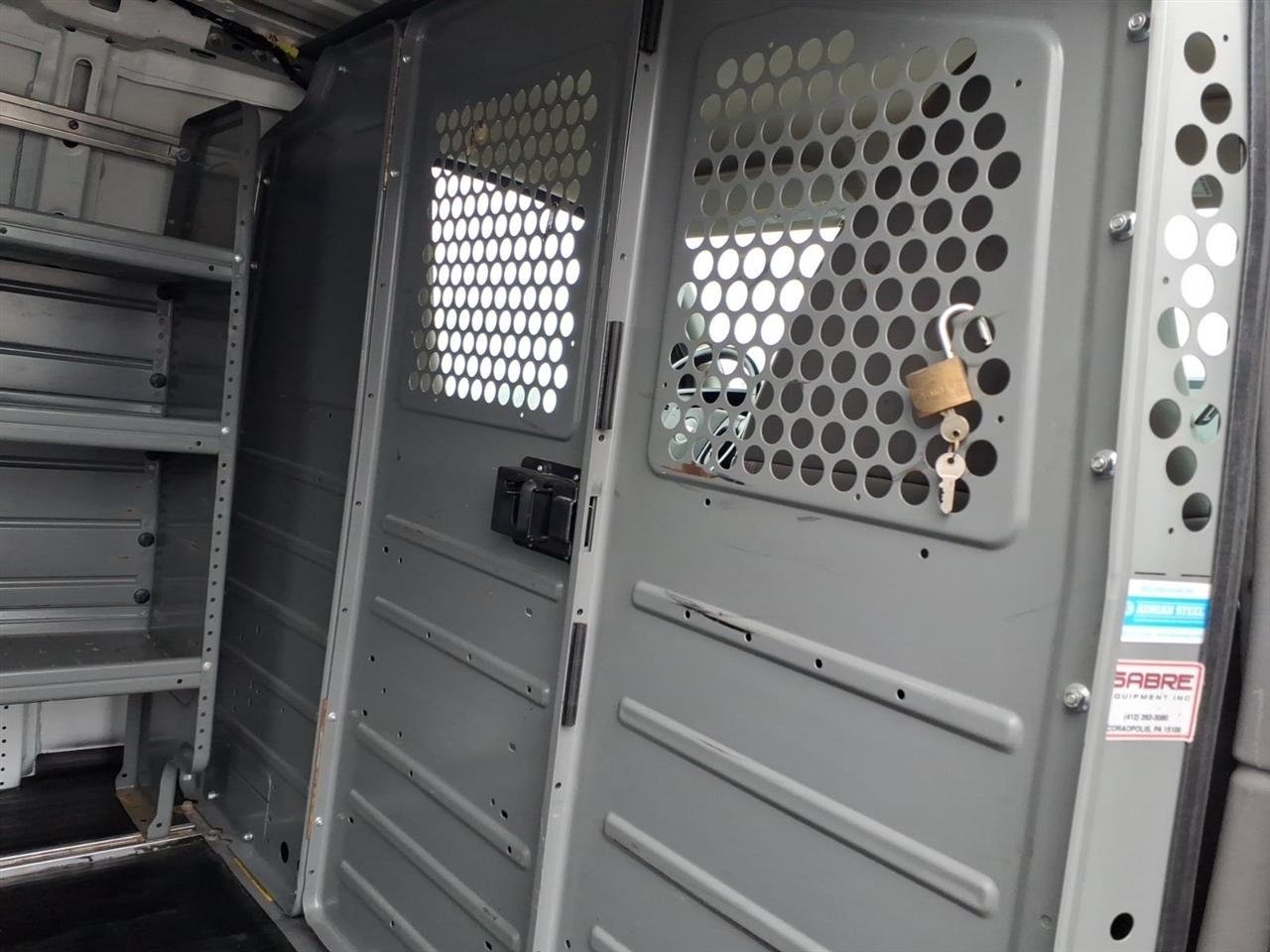 Chevrolet Express Cargo Van RWD 2500 135" 2020