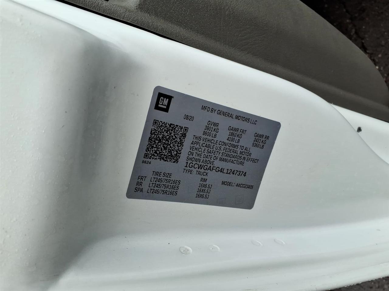 Chevrolet Express Cargo Van RWD 2500 135" 2020